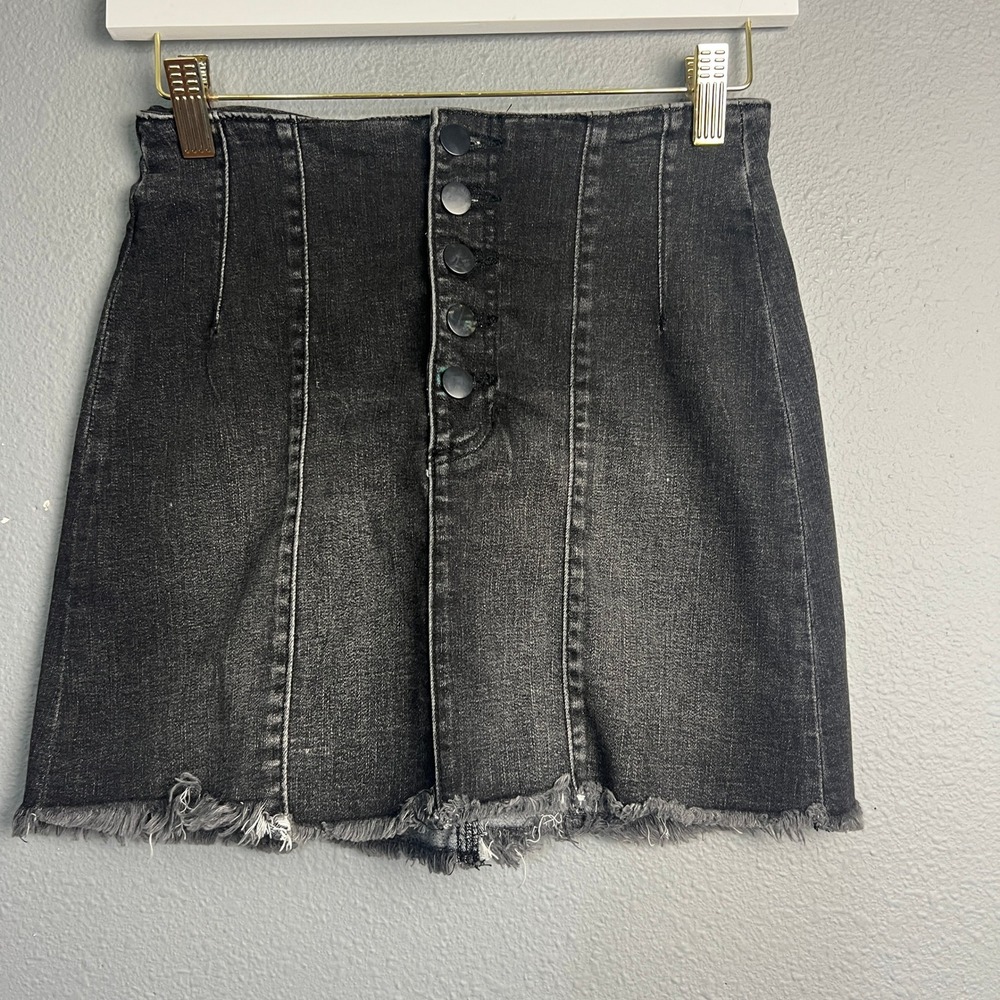 Black Denim Skirt Altard State Size S Button‎ Front Frayed Hem Mini 26" Waist